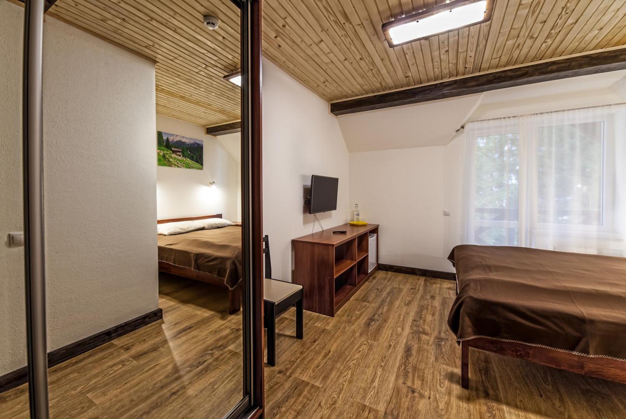 Alpiyskiy Yablunytsya Room photo